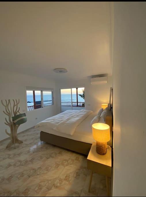 אדחה Villa Tranquila, Playa Del Duque מראה חיצוני תמונה
