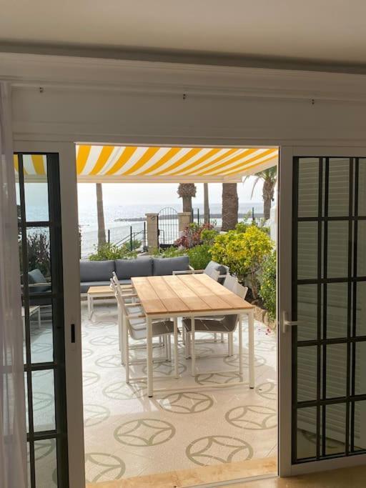 אדחה Villa Tranquila, Playa Del Duque מראה חיצוני תמונה