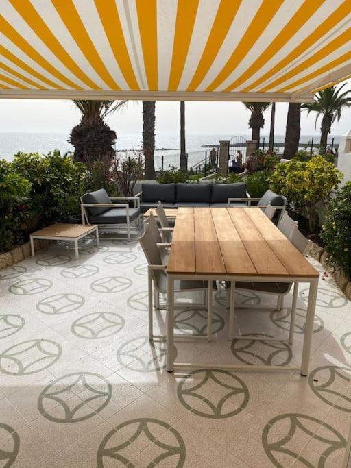 אדחה Villa Tranquila, Playa Del Duque מראה חיצוני תמונה