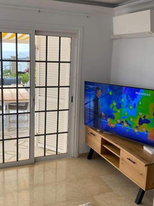 אדחה Villa Tranquila, Playa Del Duque מראה חיצוני תמונה